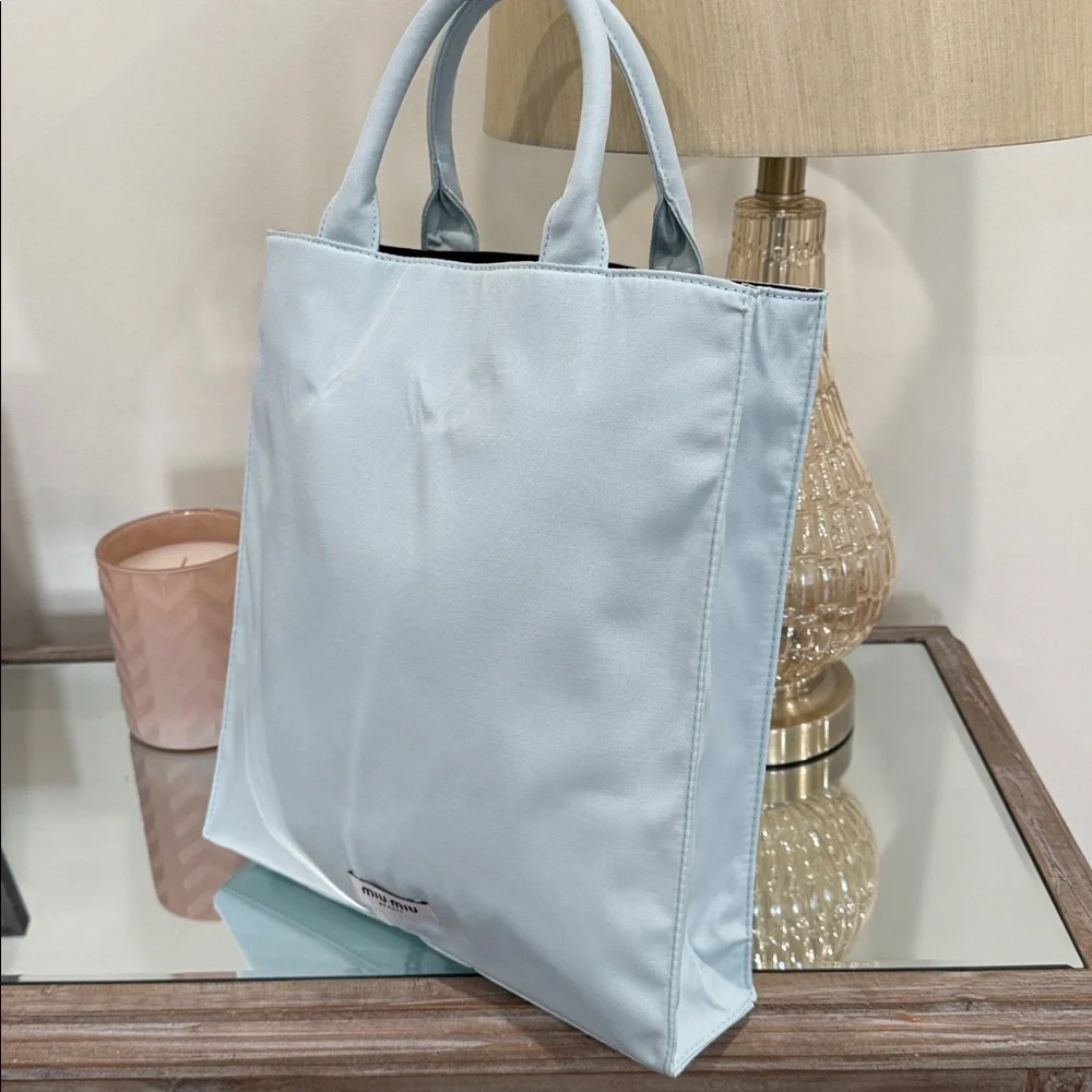 NEW Authentic Miu Miu Luxury Brand Beauty Tote Blue & Black, Large Size - Picture 8 of 10